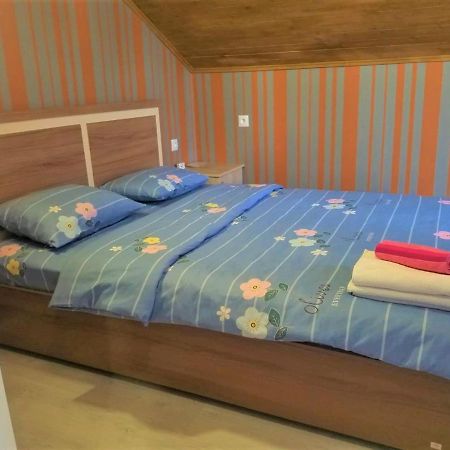 Urban Stay Rooms In Tbilisi Bagian luar foto