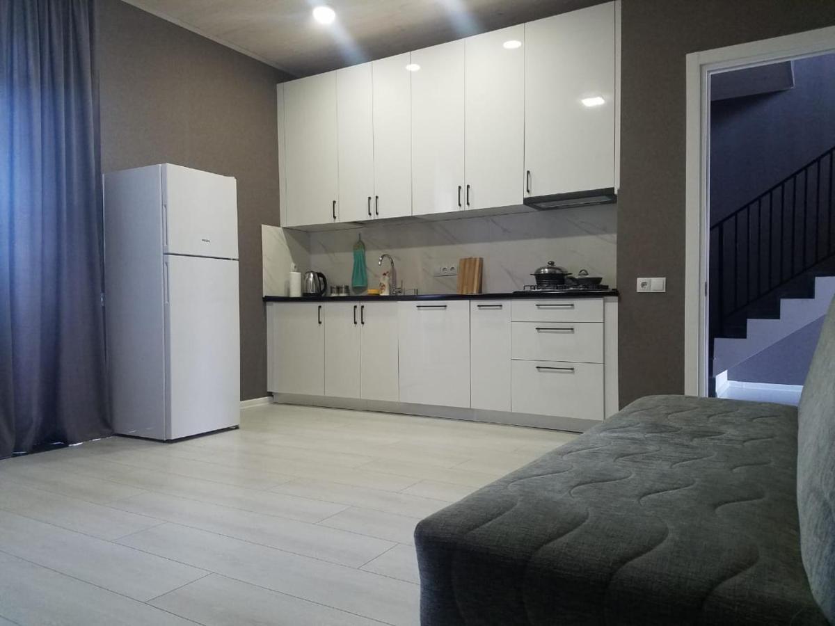 Urban Stay Rooms In Tbilisi Bagian luar foto